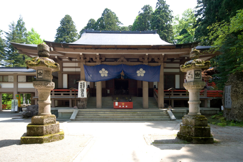 上市町の大岩日石寺